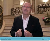 Komplettes Interview ansehen! Komplettes Interview ansehen!